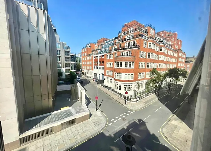 Lovely Studio, 5 Mins To Big Ben, Central London